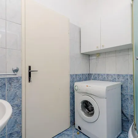 Apartment Pine Haven Trogir