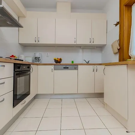 Pine Haven Apartment Trogir